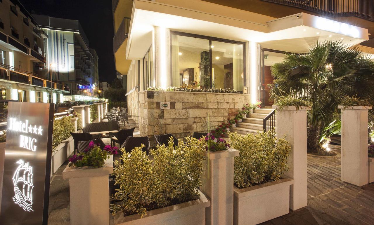 Hotel Brig กัตตอลิกา ภายนอก รูปภาพ