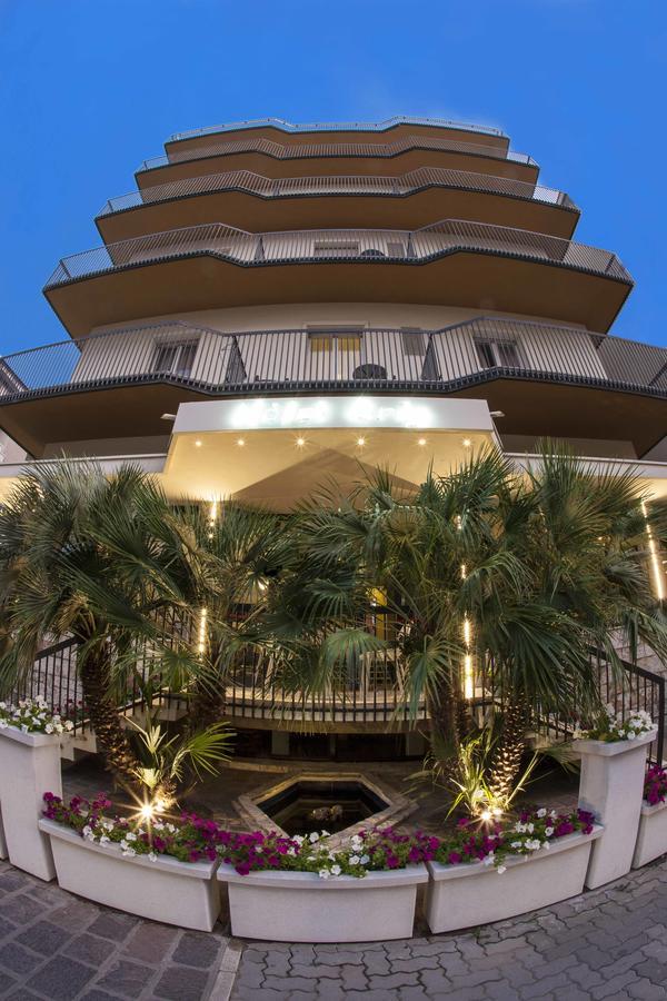 Hotel Brig กัตตอลิกา ภายนอก รูปภาพ